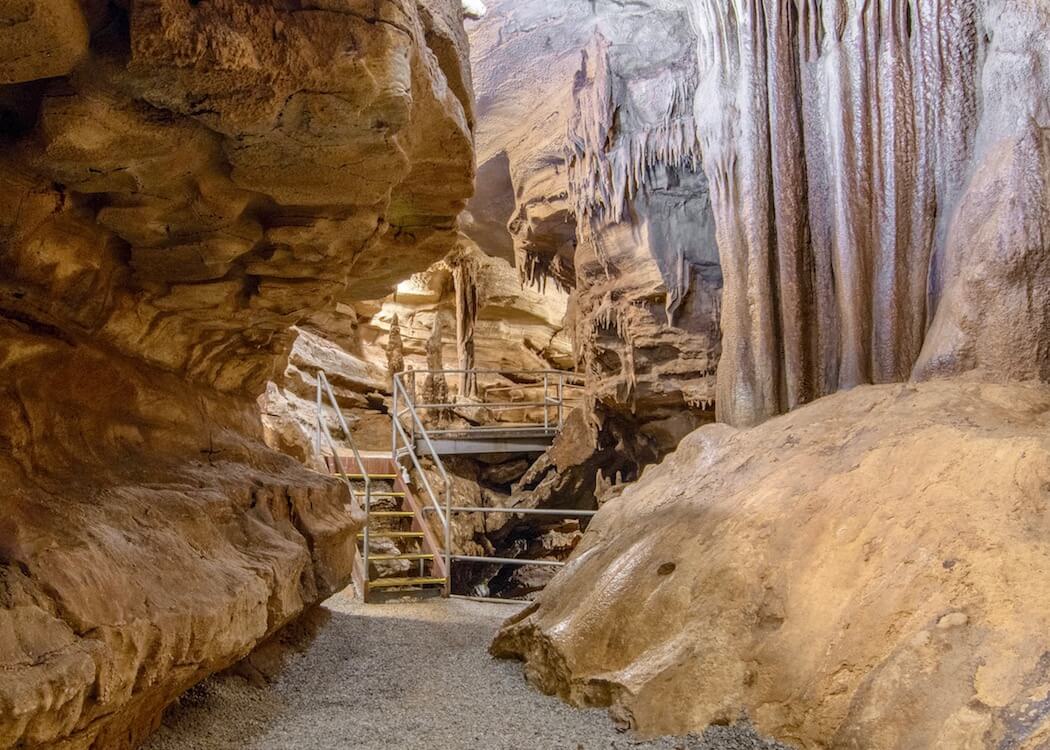 Mammoth Cave Cabins RV